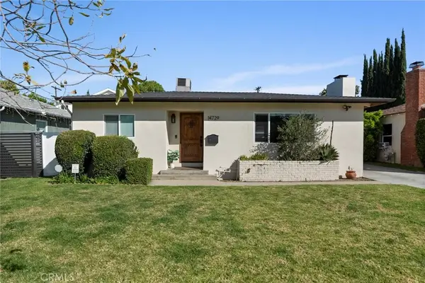 14729 Bassett, Van Nuys, CA 91405