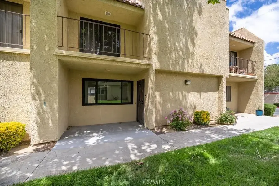 44200 Kingtree #16, Lancaster, CA 93534 - #2
