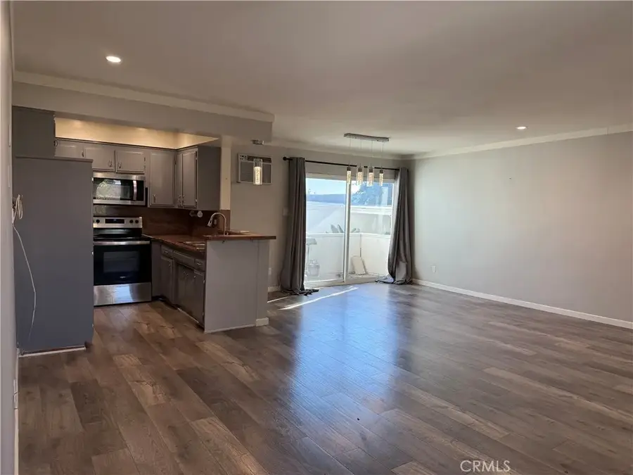 10749 New Haven Street, Sun Valley, CA 91352 - #3