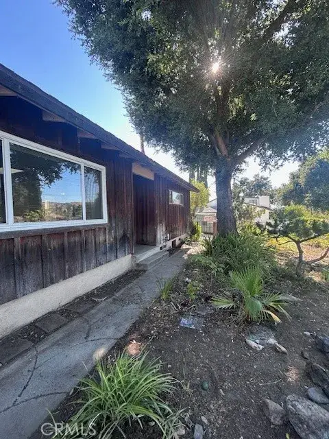8228 Wentworth Street, Sunland, CA 91040 - #2