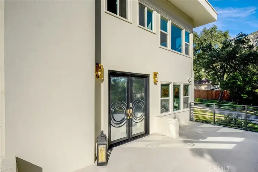 2065 E Altadena, Altadena, CA 91001 - #3