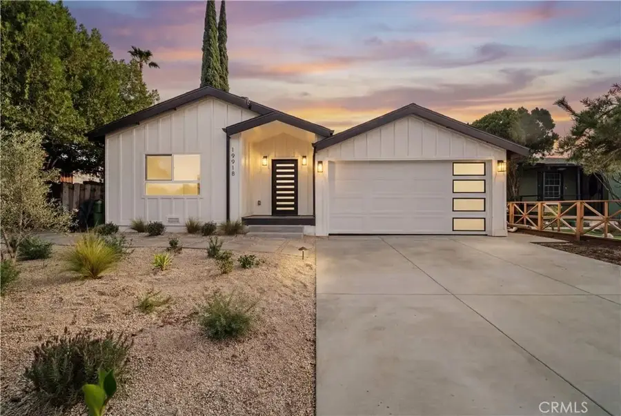 19918 Kittridge St, Winnetka, CA 91306 - #2