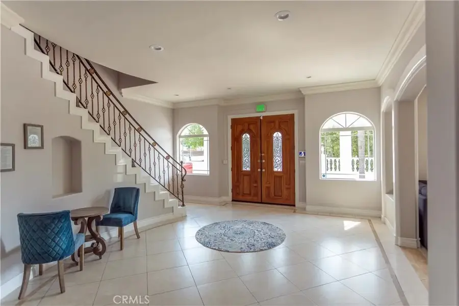 5449 Woodman Avenue, Sherman Oaks, CA 91401 - #2