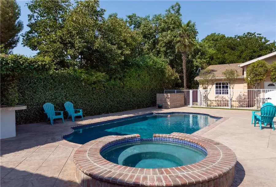 5449 Woodman Avenue, Sherman Oaks, CA 91401 - #3