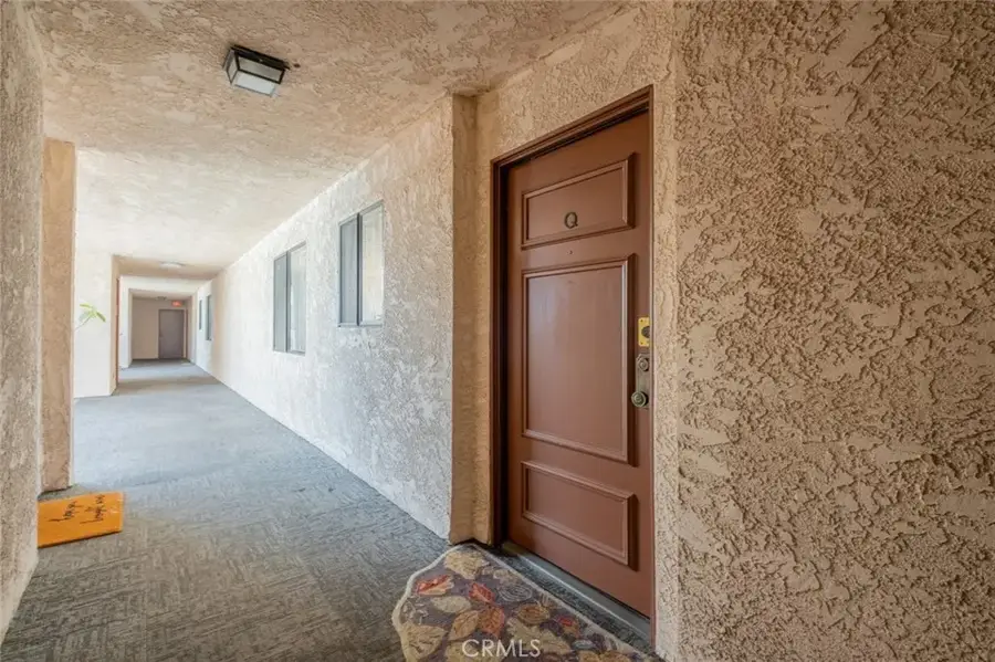 619 E Elmwood Avenue #Q, Burbank, CA 91501 - #3