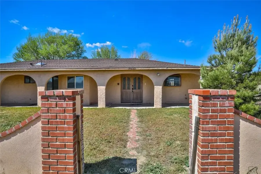 7033 W Avenue A2, Lancaster, CA 93536 - #2