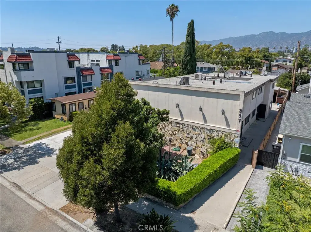 337 W Acacia Avenue, Glendale, CA 91204 - #1
