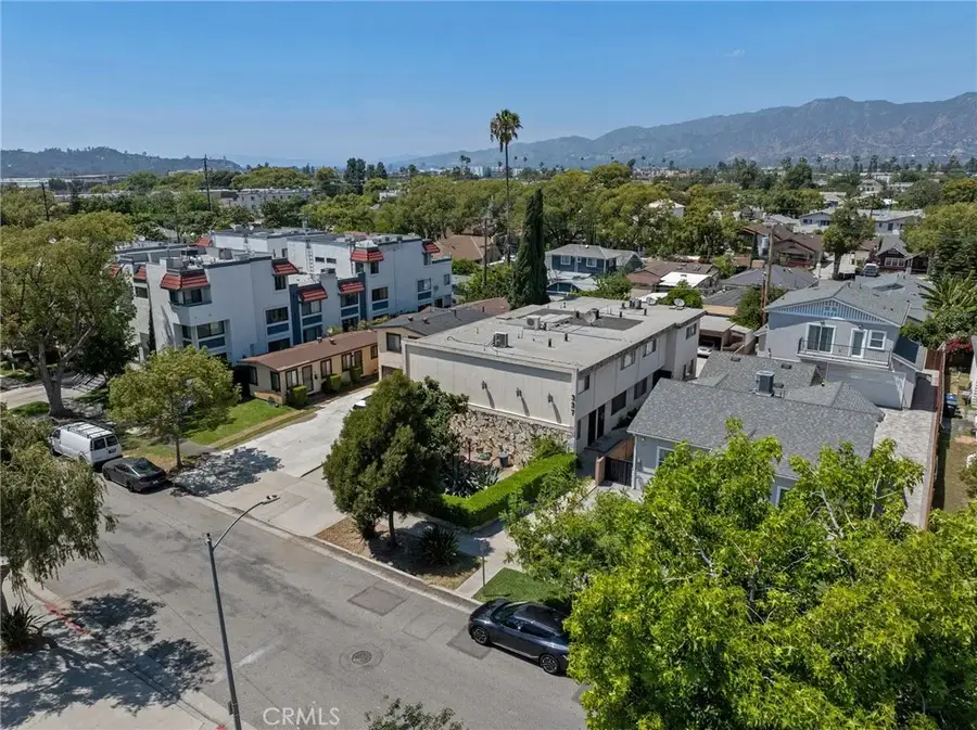 337 W Acacia Avenue, Glendale, CA 91204 - #2