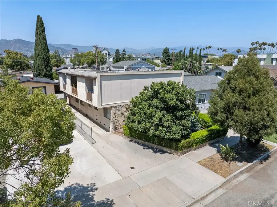 337 W Acacia Avenue, Glendale, CA 91204 - #3