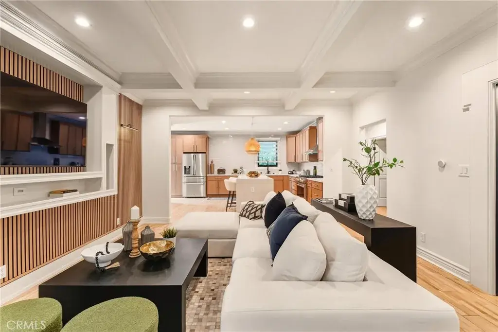5558 Edgewood Place, Los Angeles, CA 90019 - #1
