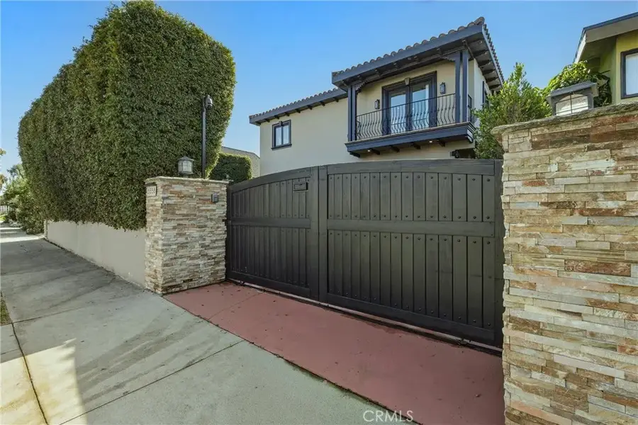 5558 Edgewood Place, Los Angeles, CA 90019 - #2