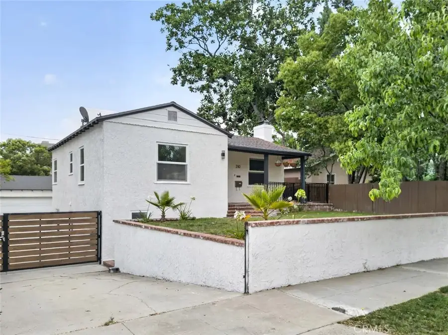 210 N Naomi Street, Burbank, CA 91505 - #3
