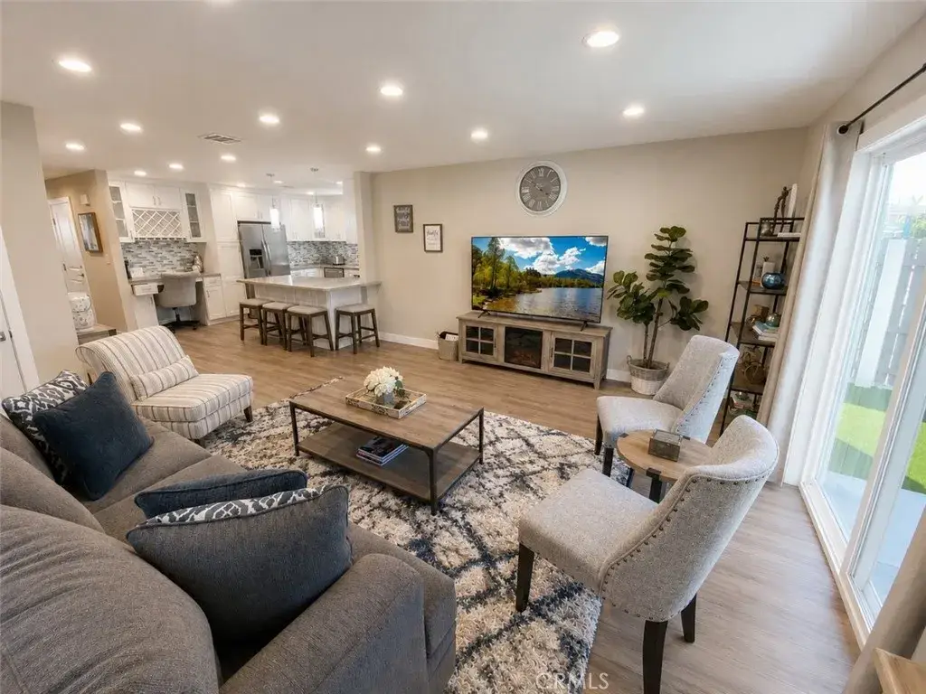 401 Eton, Burbank, CA 91504 - #1