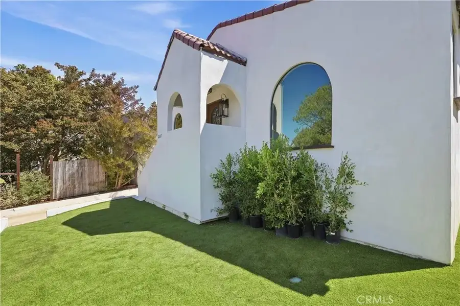 1222 Princeton Drive, Glendale, CA 91205 - #3