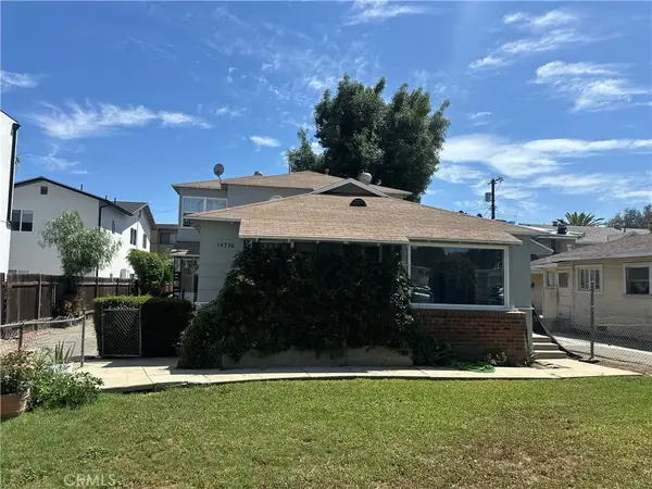 14736 Gilmore, Van Nuys, CA 91411