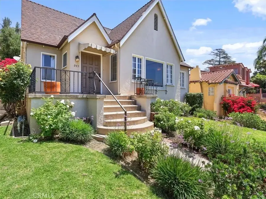 945 Rosemount, Glendale, CA 91207 - #3