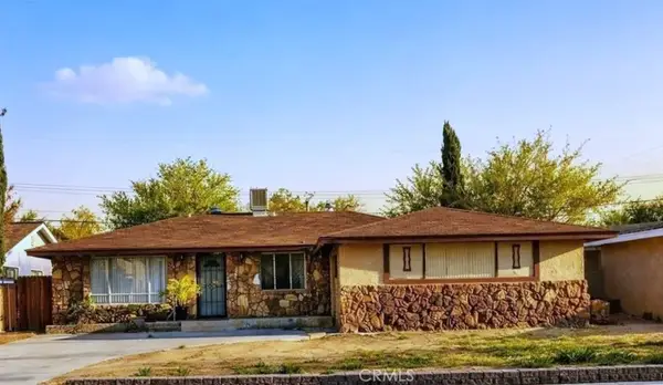1017 W Avenue H8, Lancaster, CA 93534