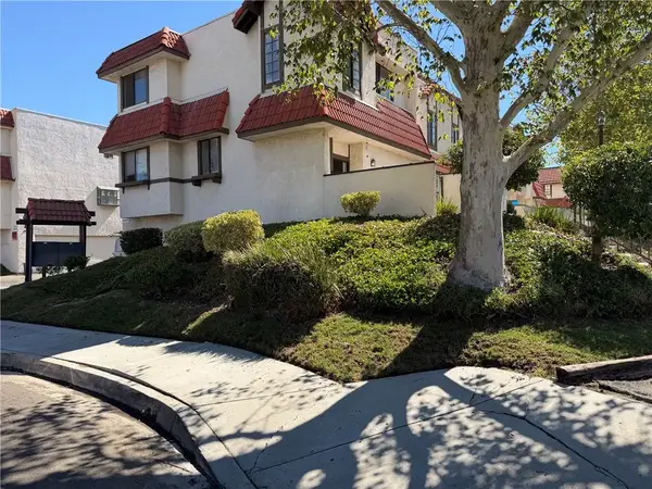 27610 Nugget Drive #1, Canyon Country, CA 91387