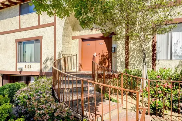 251 W Dryden Street #5, Glendale, CA 91202
