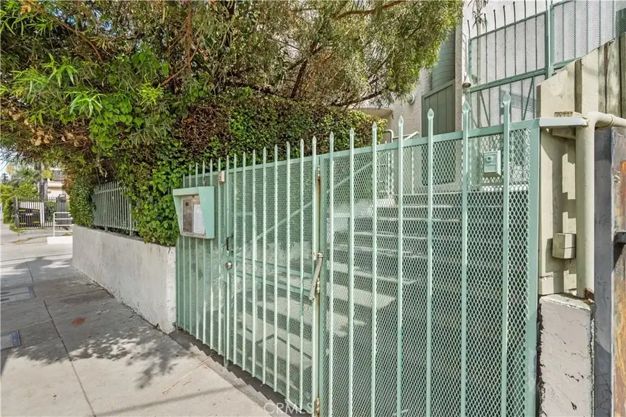 6036 Hazelhurst #c, North Hollywood, CA 91606 - #2