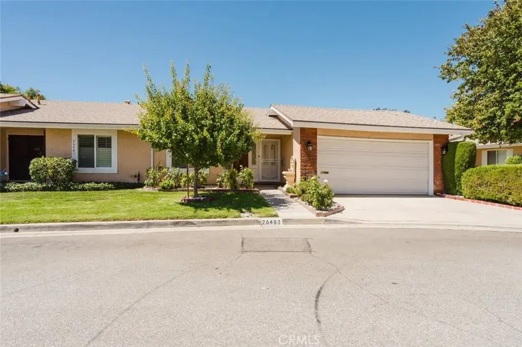 26483 Fairway Circle, Newhall, CA 91321 - #1