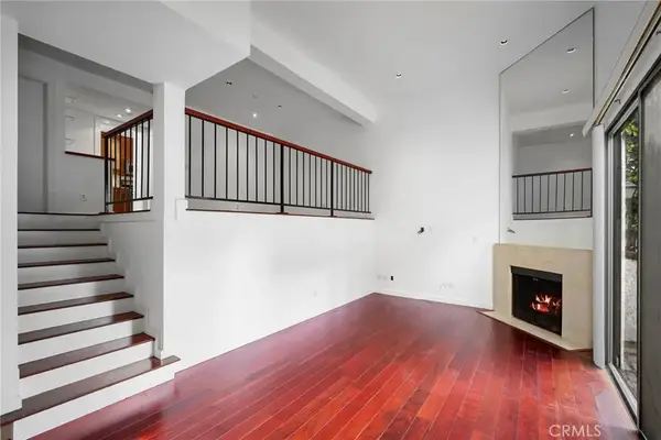 300 N Isabel Street #10, Glendale, CA 91206