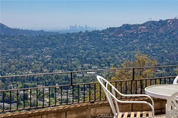 750 Galaxy Heights, La Canada Flintridge, CA 91011