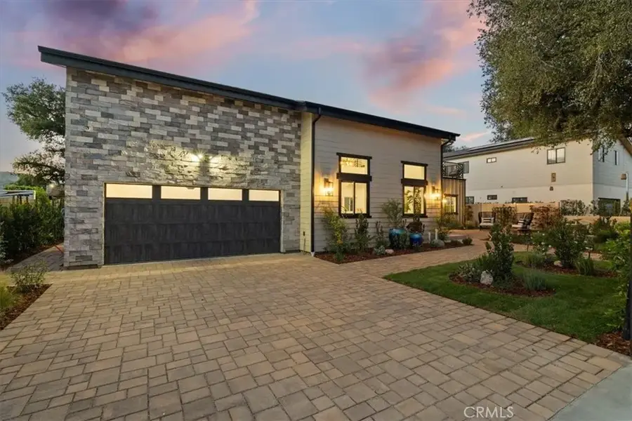 21811 San Jose Street, Chatsworth, CA 91311 - #3