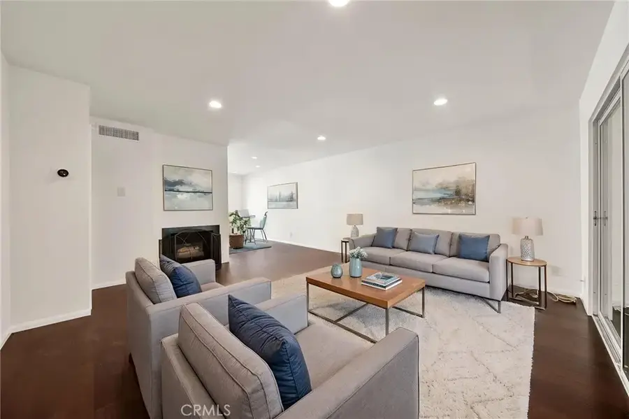 9745 Via Roma, Burbank, CA 91504 - #3