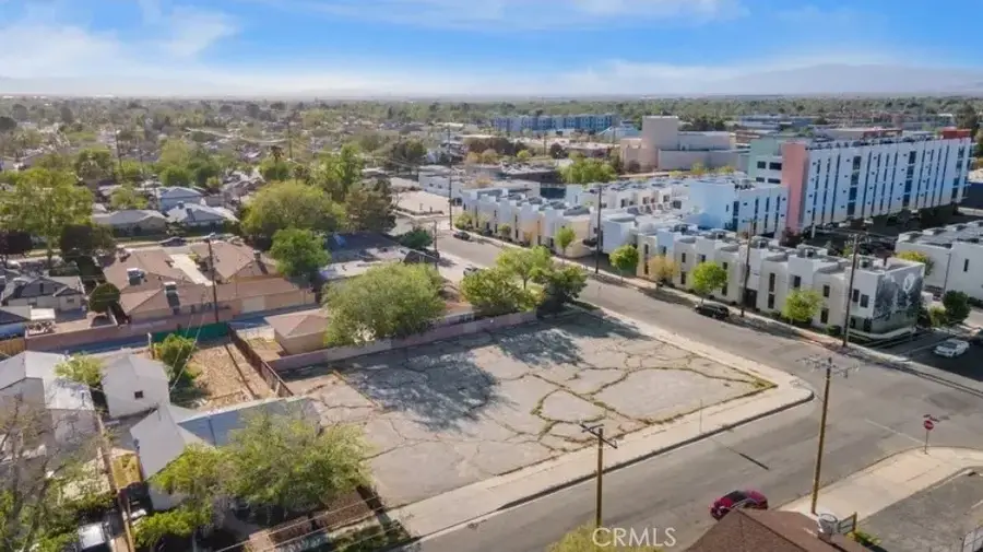 706 W Milling St, Lancaster, CA 93534 - #3