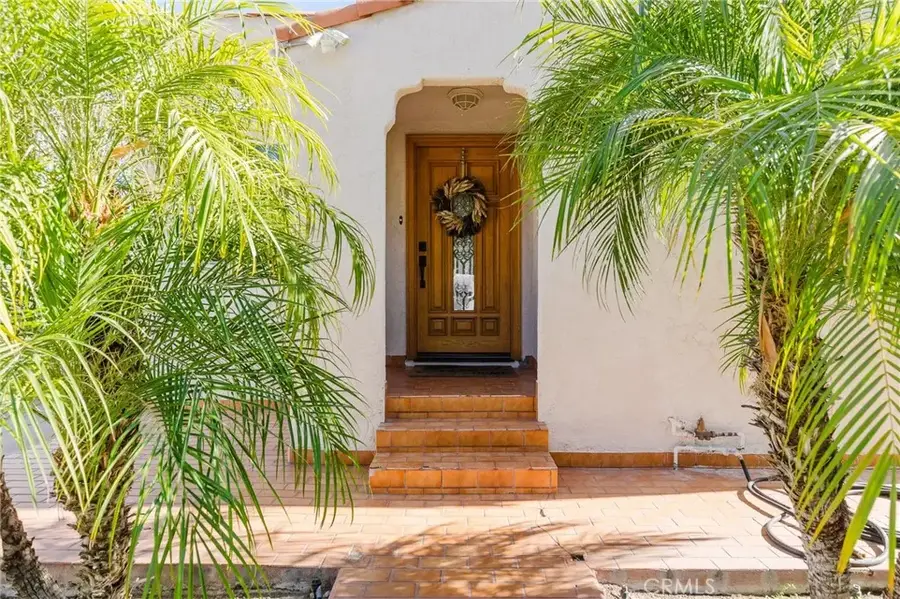 1722 Woodland Avenue, Glendale, CA 91208 - #3