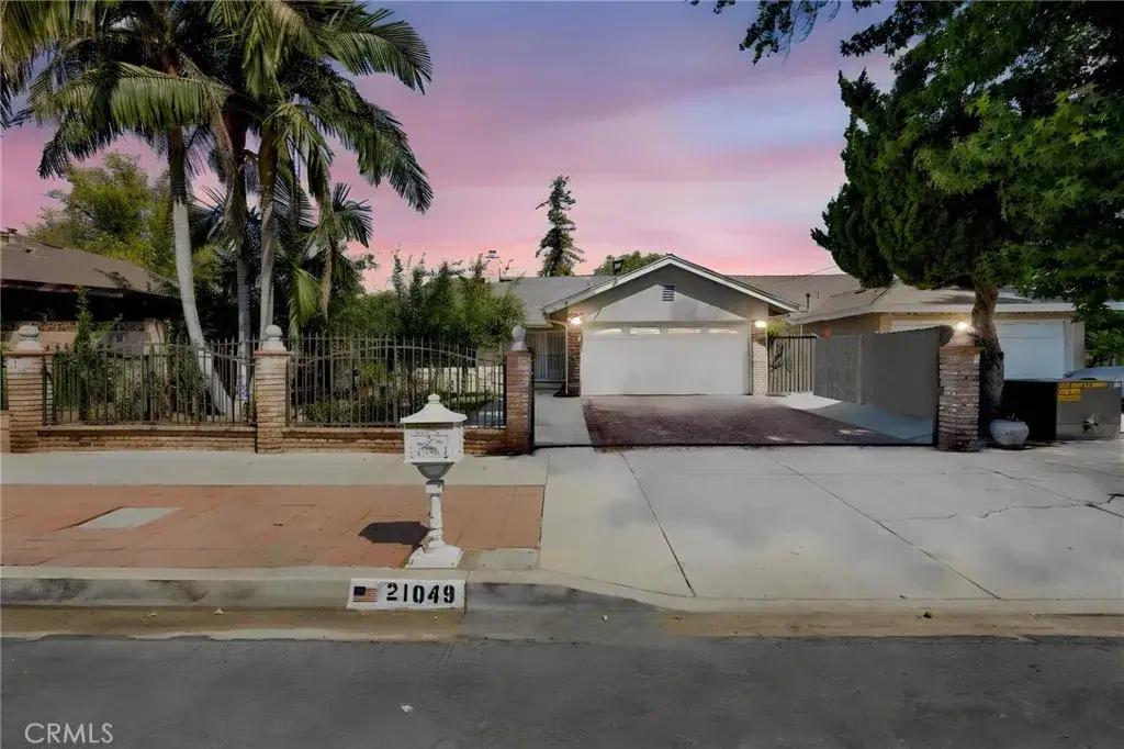 21049 Community, Canoga Park, CA 91304 - #1