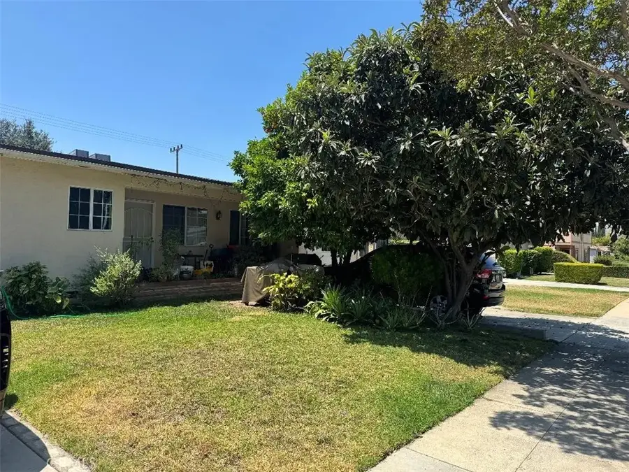 638 Salem Street, Glendale, CA 91203 - #2