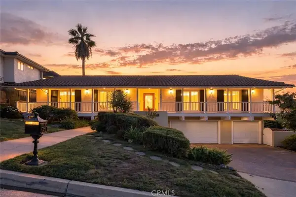 444 Meadowview Drive, La Canada Flintridge, CA 91011