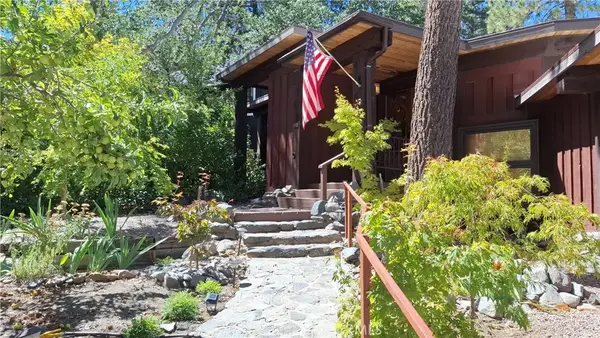 516 Lark Drive, Wrightwood, CA 92397