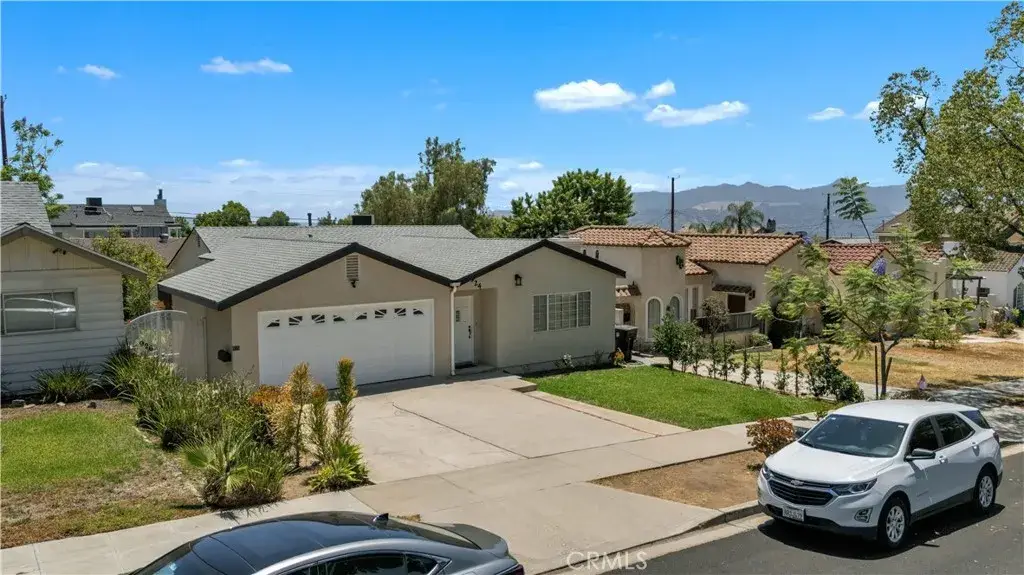 924 E Tujunga, Burbank, CA 91501 - #1