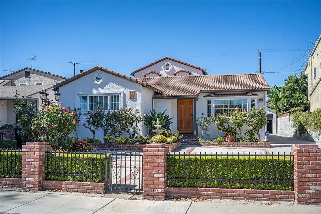 409 N Avon, Burbank, CA 91505 - #1