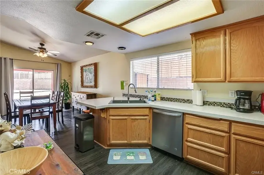 8523 Barberry Avenue, Yucca Valley, CA 92284 - #3