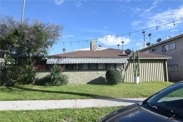 6708 Whitsett, North Hollywood, CA 91606