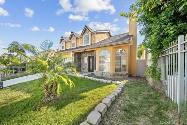 11568 Luanda Street, Sylmar, CA 91342