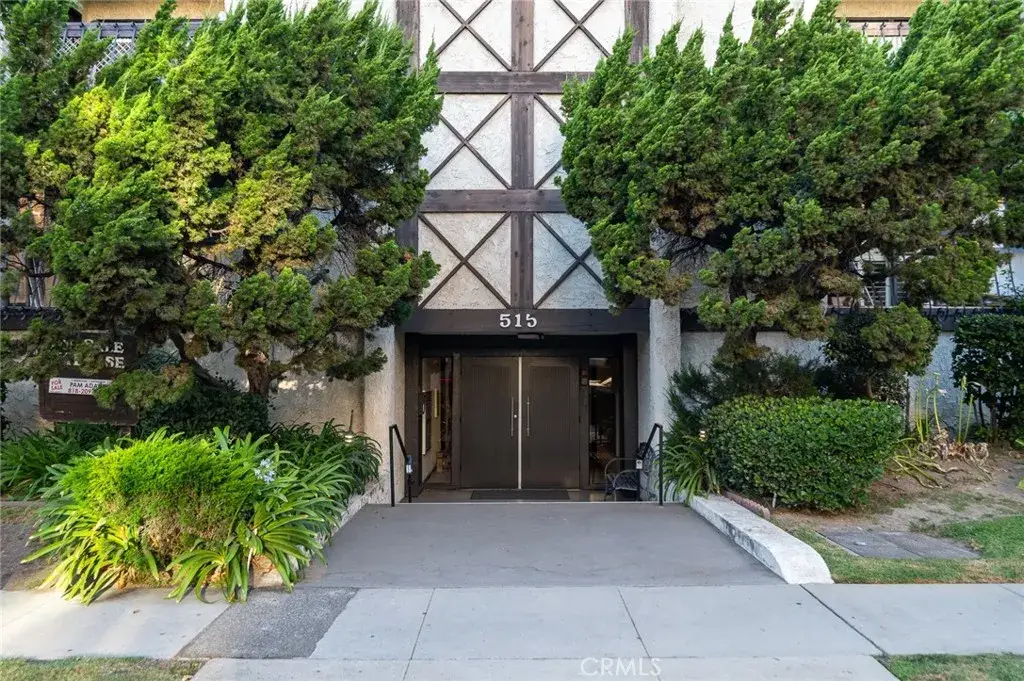 515 N Jackson Street #102, Glendale, CA 91206 - #1