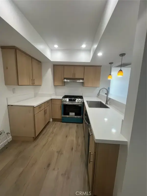 8847 Willis #32, Panorama City, CA 91402