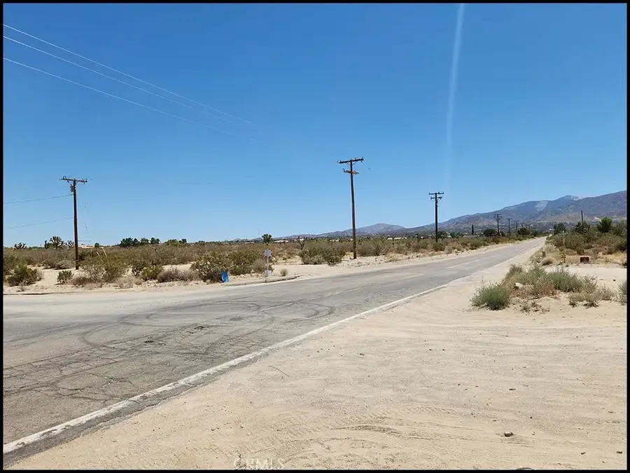 0 Oasis, Pinon Hills, CA 92372 - Image #3