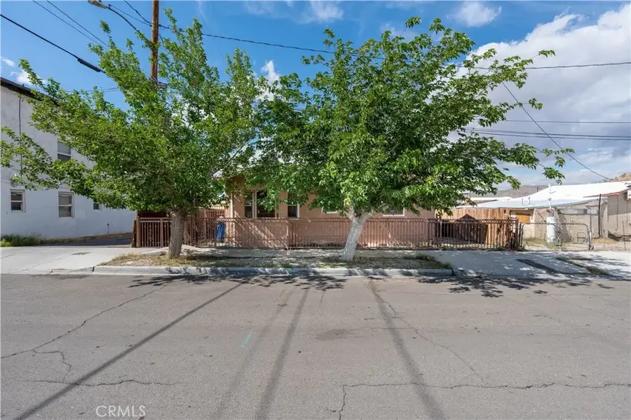 113 E White Street, Barstow, CA 92311 - Image #2