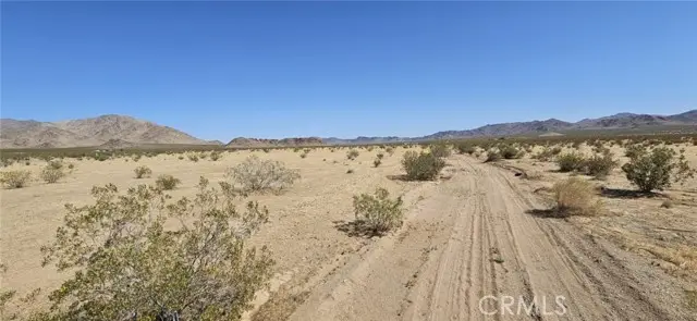 800 Algoman, Lucerne Valley, CA 92356 - Image #2