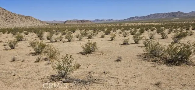 800 Brucite St., Lucerne Valley, CA 92356 - Image #2