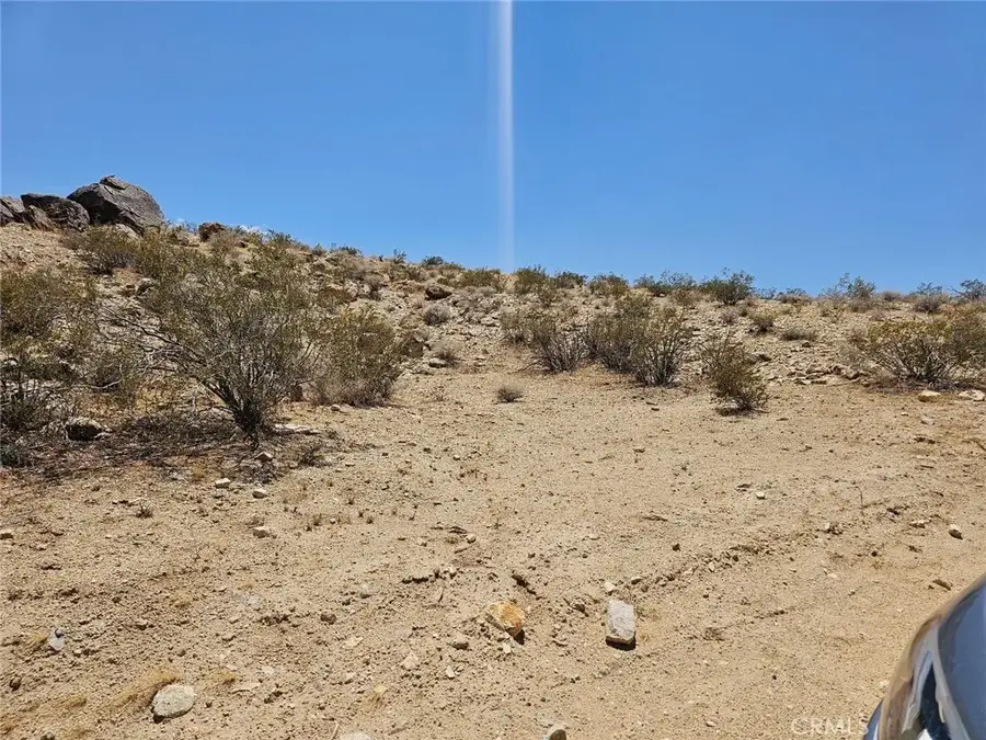 404 Gobar Rd., Lucerne Valley, CA 92356 - Image #3