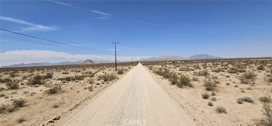 800 Stella/emerick's Rd, Lucerne Valley, CA 92356 - Image #2
