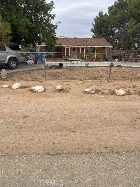 11847 Pinon Avenue, Hesperia, CA 92345 - Image #2