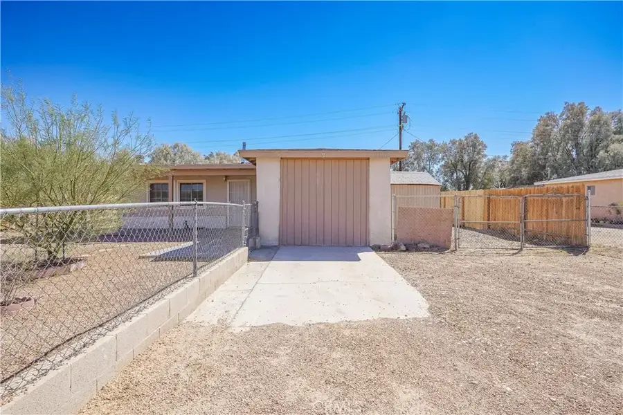 25587 Jade Road, Barstow, CA 92311 - Image #2